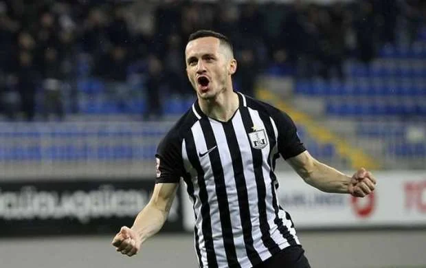 "Neftçi"nin futbolçusu millimizə dəvət olundu 
