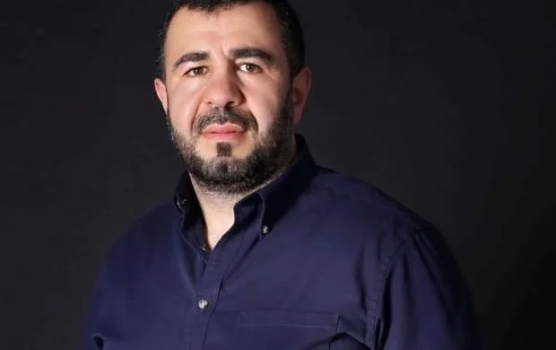 Keçmiş kikboksçu prezident seçildi 