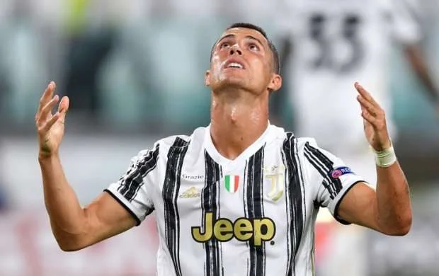 Ronaldo infeksiyaya yoluxdu 