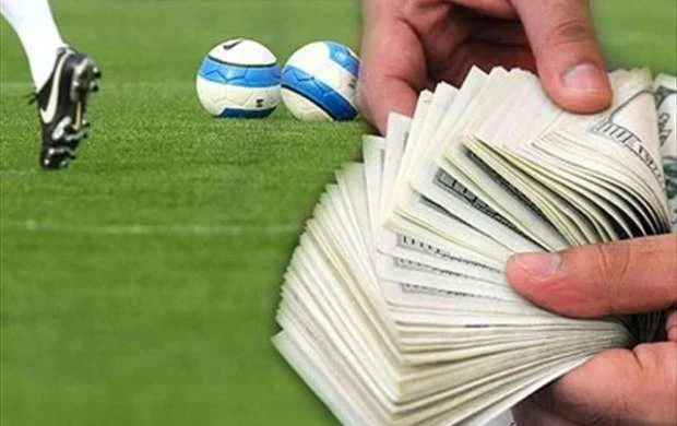 Qadın və kişi futbolçuların ödənişləri bərabərləşdi 