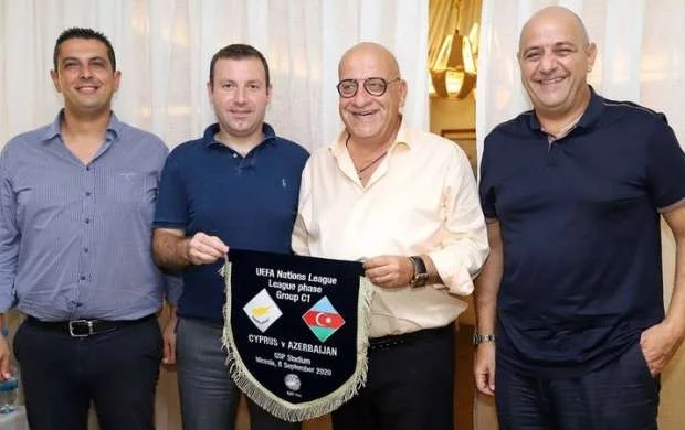 Elxan Məmmədov Kipr Futbol Assosiasiyasının prezidenti ilə görüşdü 