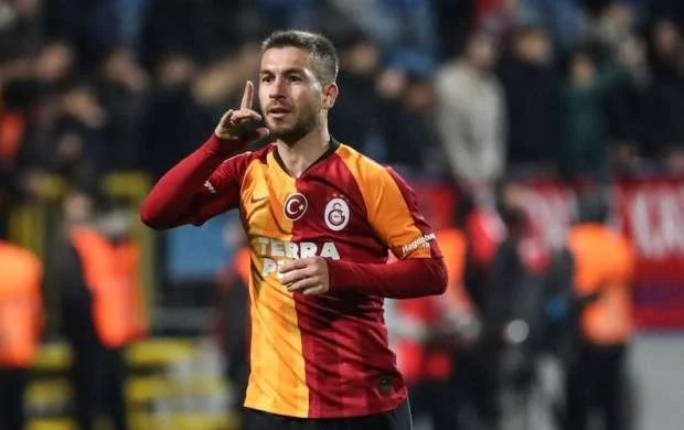 "Qalatasaray"ın forvardı getdi - RƏSMİ 
