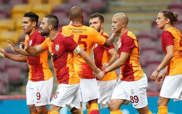 "Qalatasaray" 7 futbolçusunu Bakıya gətirmir - SİYAHI 