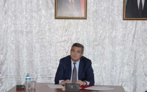 İcra başçısı prezidentliyə namizəd oldu  
