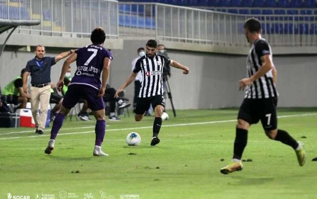 "Qarabağ" və "Neftçi"nin 800-cü oyunu 