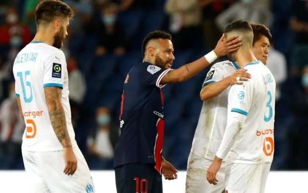 Neymarın yapon oyunçuya qarşı irqçilik etdiyi aşkarlandı 
