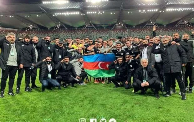 "Qarabağ" Polşa zəfərini əsgər salamı ilə qeyd etdi - FOTO/VİDEO 