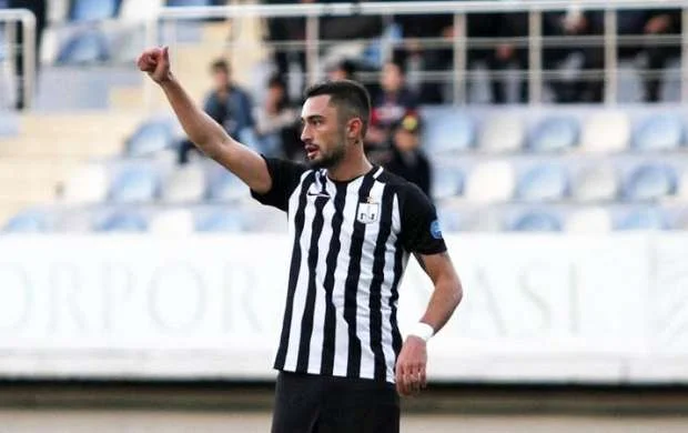 Millimizə daha bir futbolçu çağırıldı 