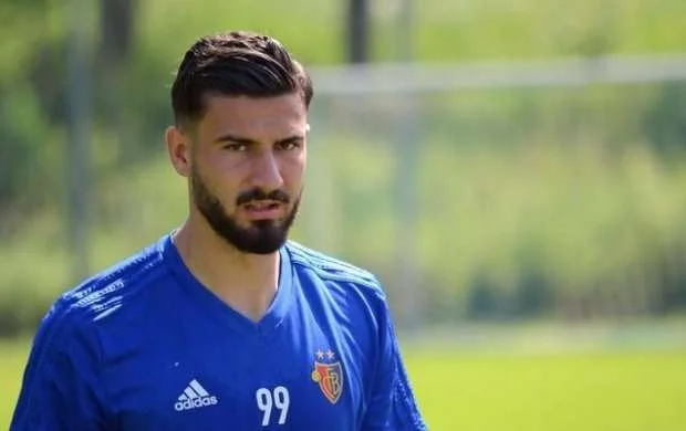 Kamal Ademi "Fənərbağça"da 
