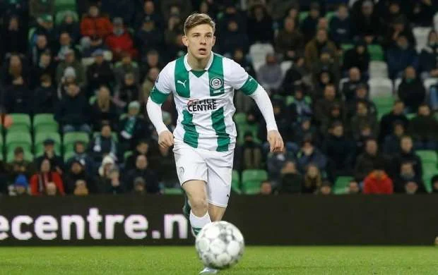 Rəqib futbolçu: "Azərbaycan yığmasına yuxarıdan aşağı baxmırıq" 