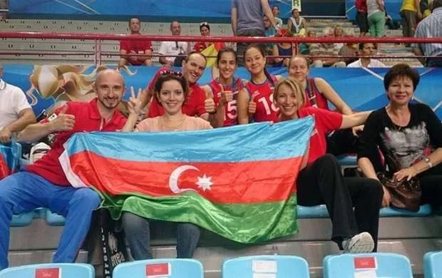 Yelena Şabovta: "Qarabağdakı müharibə gələcək xoşbəxt həyat üçün zəruri olan əməliyyatdır" 