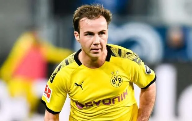 Mario Götze yeni klubda 