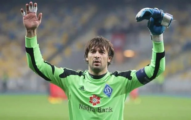 Ukrayna millisi 45 yaşlı futbolçu sifariş etdi 