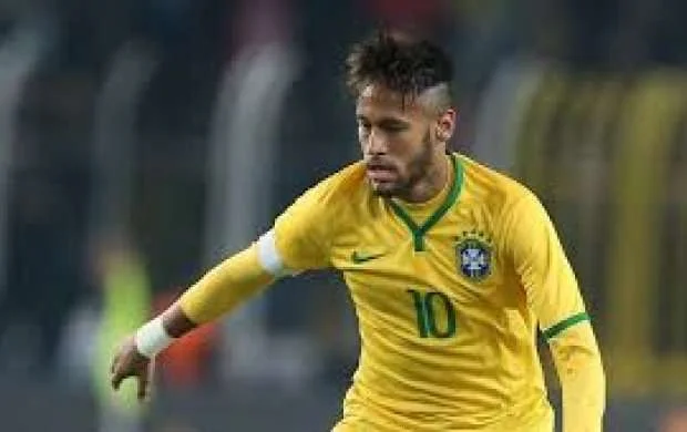 Neymar zədələndi 