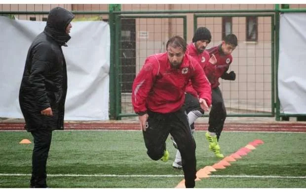 "Neftçi"nin sabiq futbolçusundan erməni deputata sərt cavab 