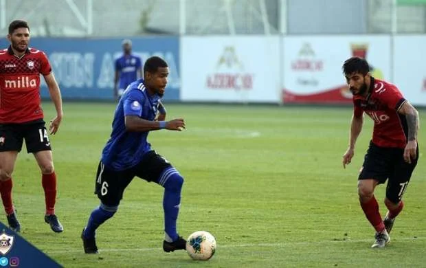 "Qarabağ" "Neftçi"nin rekordunu təkrarladı 