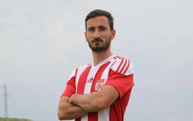 "Sivasspor"un yarımmüdafiəçisi "Qarabağ"a qarşı oynamayacaq 