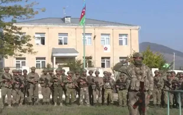 İşğaldan azad edilən Zəngilanda Azərbaycan bayrağı qaldırıldı - VİDEO 
