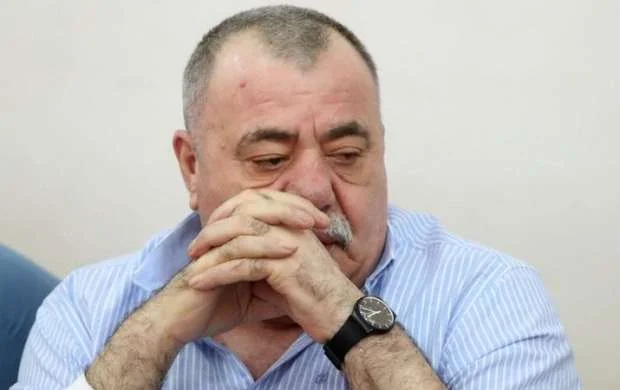 Erməni generalı Qarabağdan qaçırdılar: Reanimasiyaya yerləşdirdilər 