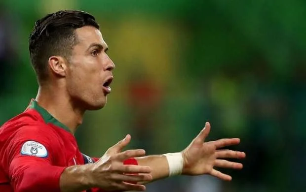 PSJ Ronaldunun transferindən vaz keçmir 