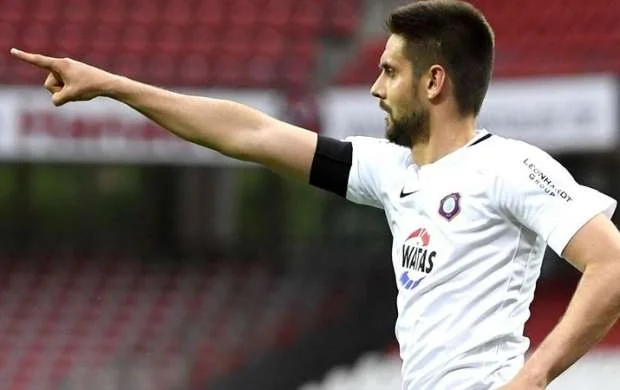 Millimizin futbolçusunun səhhətində problem yarandı 