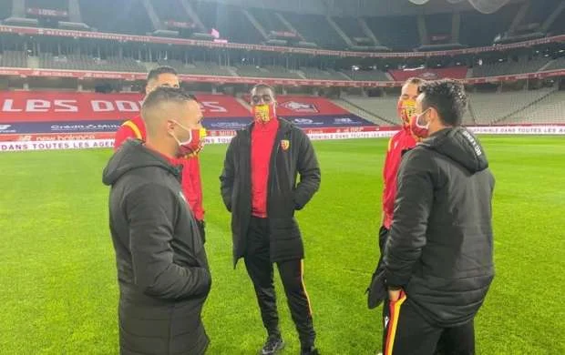 Fransada oyun təxirə salındı: 11 futbolçuda koronavirus aşkarlanıb 