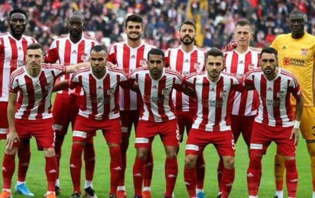"Sivasspor" uduzdu, "Qarabağ" son pilləyə düşdü 