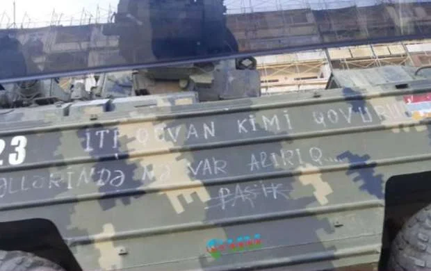 Ermənilərdən ələ keçirilən hərbi texnika Bakıda: "İti qovan kimi qovuruq" - FOTO 