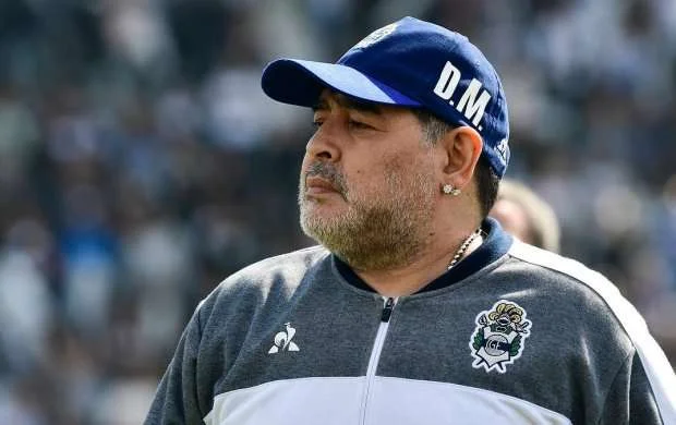 Maradonanın həkimi: "Əməliyyat 120 dəqiqə çəkdi" 