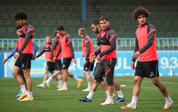 "Sabah"ın futbolçularında koronavirus şübhəsi 