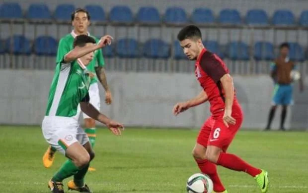 Millimizin sabiq futbolçusu Moskvada döyüldü 