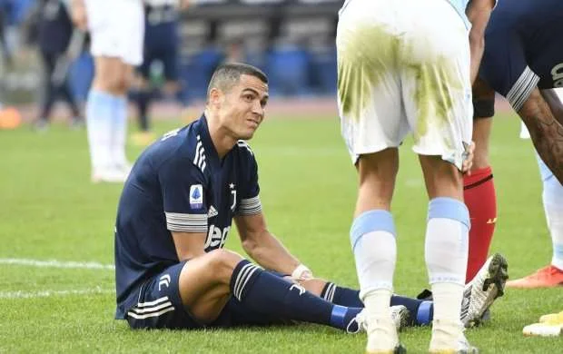 Ronaldu zədələndi 