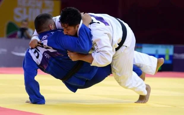 Cüdoçularımız Avropa çempionatına 3 medalla başladı 