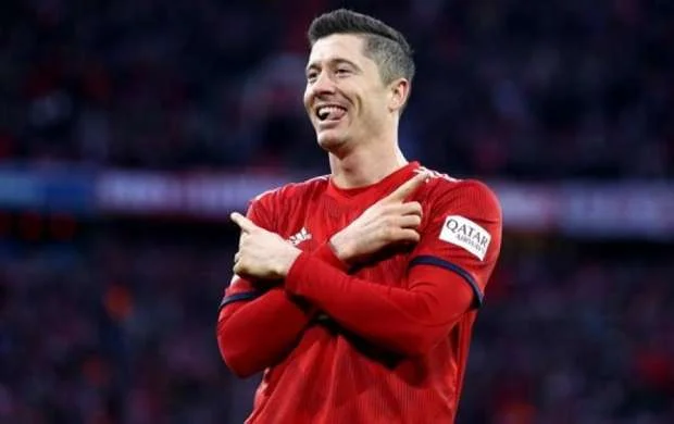 2020-ci ilin ən yaxşı futbolçusu açıqlandı 