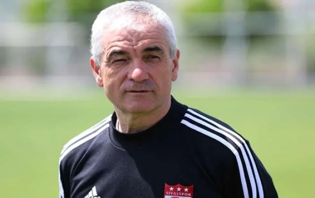 Rıza Çalımbay: "Qarabağ"la matçda qələbədən başqa şansımız yoxdur" 
