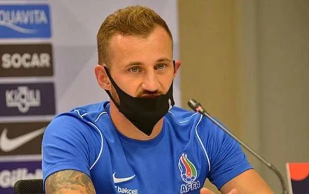 Maksim Medvedev koronavirusa yoluxdu 