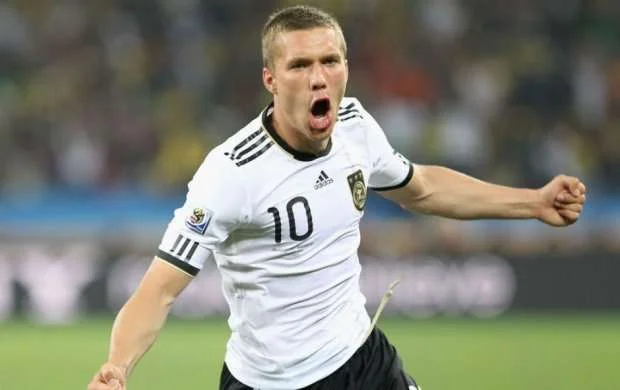 Podolski hokkey klubunda oynayacaq - ÖZÜ DEDİ 