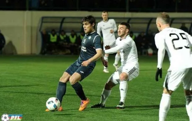 "Qarabağ" "Sumqayıt"ı darmadağın etdi 