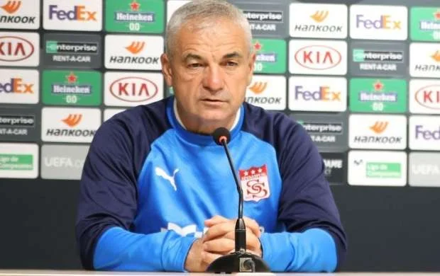 Rıza Çalımbay: "Qarabağ"la həm Türkiyə, həm də özümüz üçün oynayacağıq" 