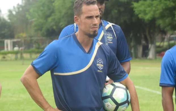 Millinin sabiq futbolçusundan Azərbaycana dəstək 