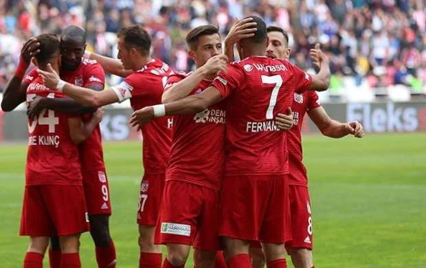 "Qarabağ"ın rəqibində növbəti yoluxma 