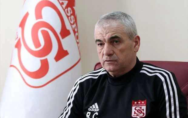 Rıza Çalımbay: “Mükəmməl şəkildə çıxış etdik” 