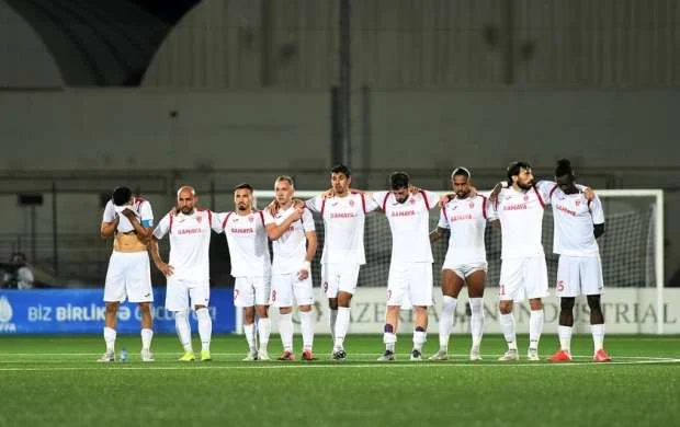 "Keşlə" iki futbolçusunu yollayır 