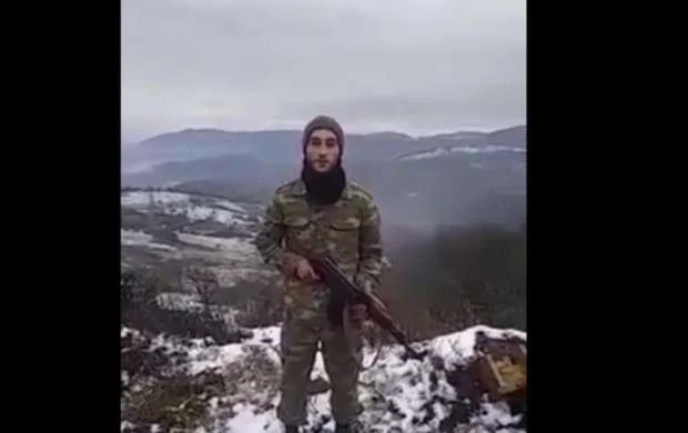 Əsgərlərimiz Şuşadan çağırış etdi: "Futbolu Mingəçevirə qaytarın!" - VİDEO 