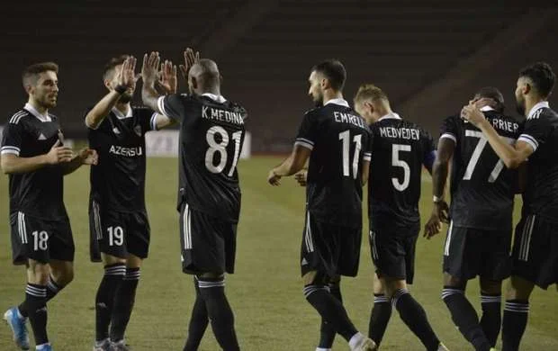 "Qarabağ" Türkiyədən itki ilə qayıtdı 