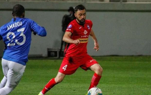 Millimizin futbolçusu: "Koronavirusdan qorxmuram" 