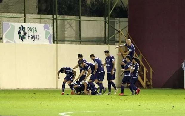 “Sumqayıt”da 10 futbolçunun koronavirus testi pozitiv çıxdı 