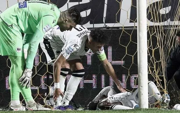 “Barselona”nın futbolçusu 22 yaşında karyerasını bitirə bilər 