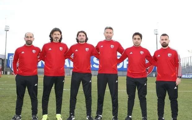 "Neftçi" və "Qarabağ"ın sabiq məşqçisi Türkiyə klubunda 