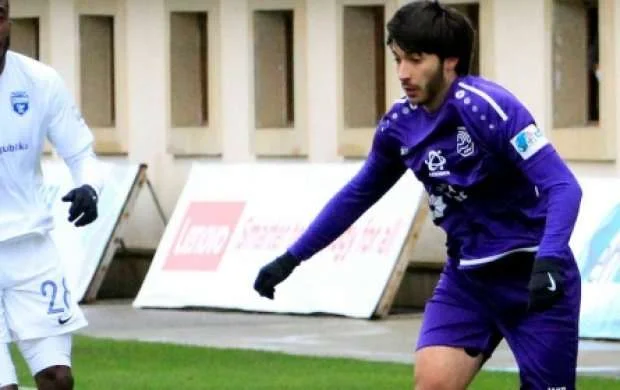 Mütəllimov “100”ə çatdı 